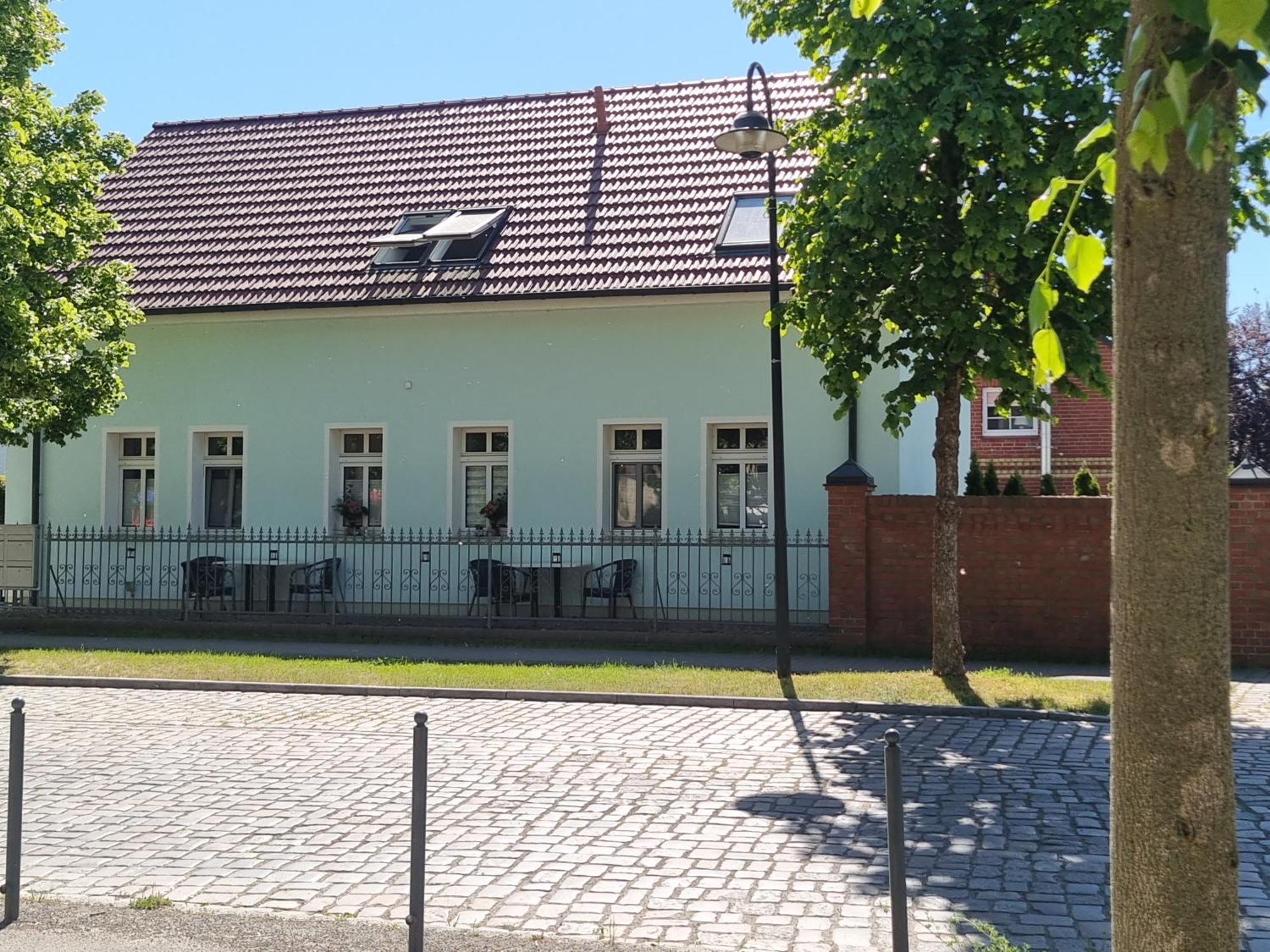 Ferienwohnungen Springer In Schoenefeld Ot Grossziethen Div Apartments Fuer Bis Zu 6 Personen Exterior foto