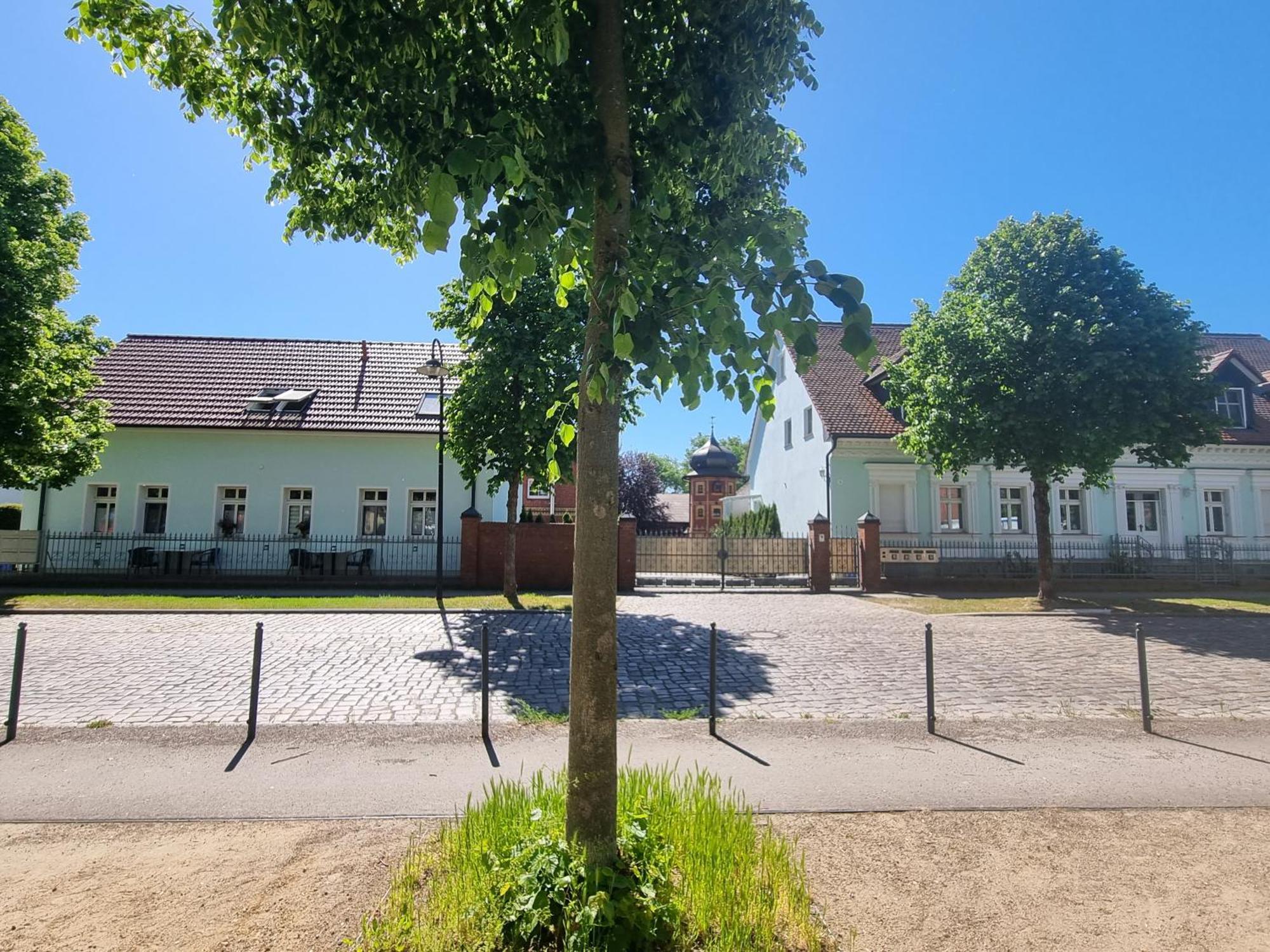 Ferienwohnungen Springer In Schoenefeld Ot Grossziethen Div Apartments Fuer Bis Zu 6 Personen Exterior foto